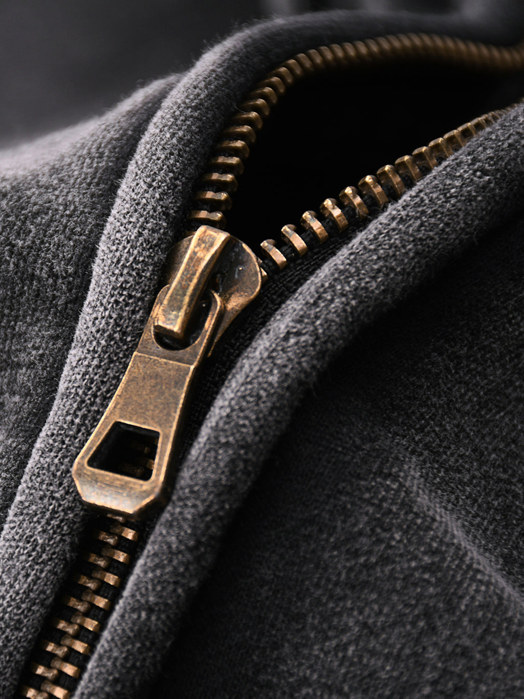 star zip through.